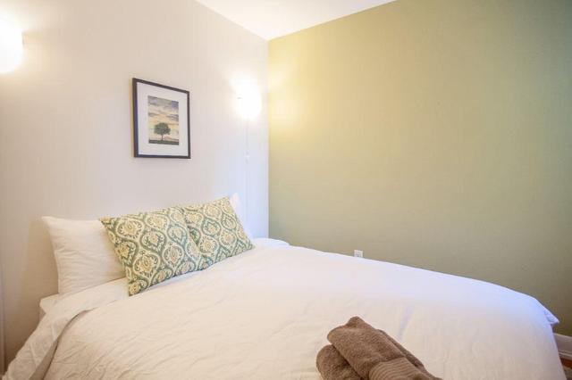370 - 415 Jarvis St, Townhouse with 2 bedrooms, 1 bathrooms and 1 parking in Toronto ON | Image 9