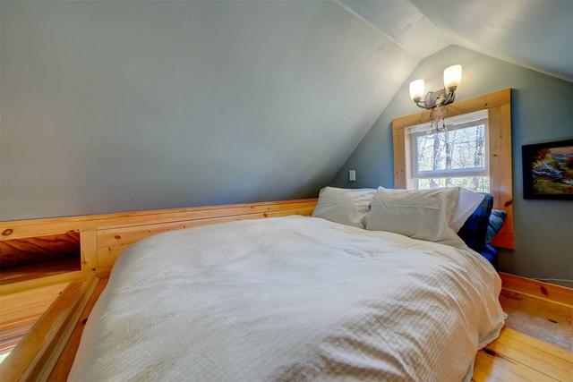 1043 Kitchener St, House detached with 3 bedrooms, 2 bathrooms and 4 parking in Muskoka Lakes ON | Image 18