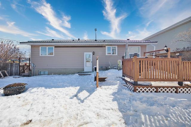 102 Langdon Avenue, House detached with 3 bedrooms, 1 bathrooms and 4 parking in Wheatland County AB | Image 48