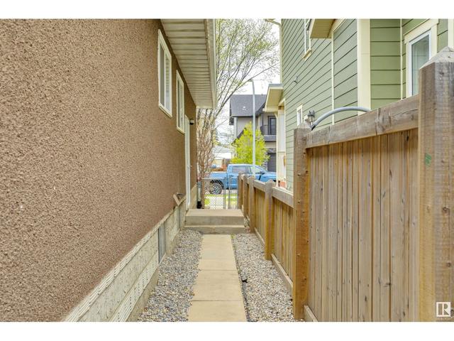 8560 88 St Nw, House semidetached with 3 bedrooms, 1 bathrooms and null parking in Edmonton AB | Image 15