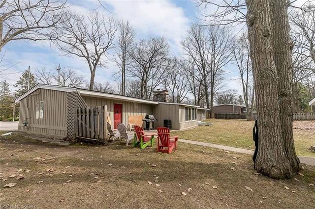 236 45th Street S, House detached with 3 bedrooms, 2 bathrooms and null parking in Wasaga Beach ON | Image 43