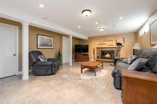 45 Fagan Dr, House detached with 5 bedrooms, 3 bathrooms and 3 parking in Halton Hills ON | Image 13