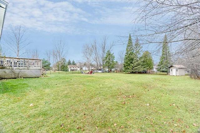 2 Robbin's Dr, House detached with 3 bedrooms, 1 bathrooms and 8 parking in Oro Medonte ON | Image 8