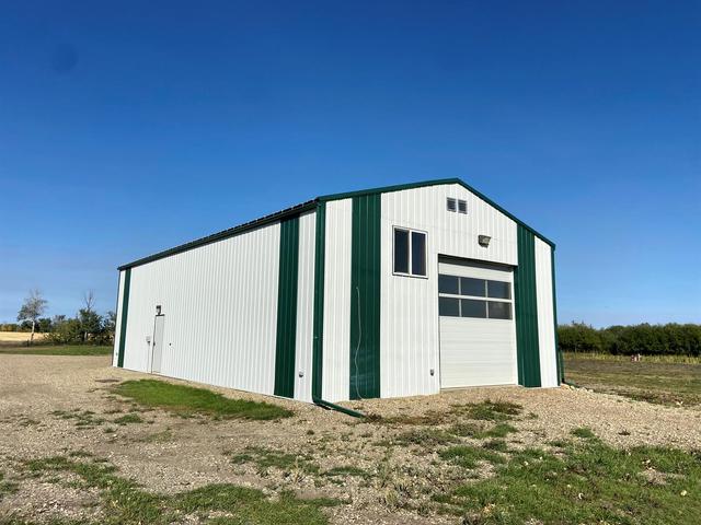 50047 Twp 820, House detached with 3 bedrooms, 2 bathrooms and 20 parking in Saddle Hills County AB | Image 33