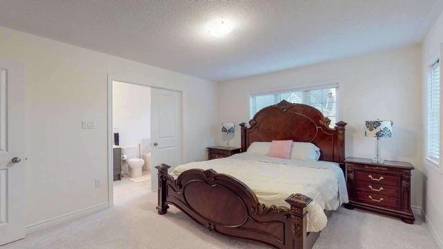 42 Brent Cres, House attached with 4 bedrooms, 3 bathrooms and 2 parking in Clarington ON | Image 9