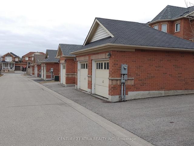 6946 14th Ave, House attached with 3 bedrooms, 3 bathrooms and 2 parking in Markham ON | Image 21