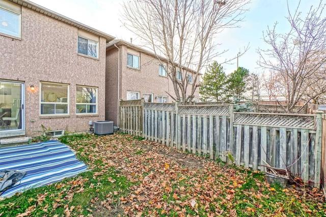 65 Goldenlight Circ, Townhouse with 3 bedrooms, 4 bathrooms and 2 parking in Brampton ON | Image 26