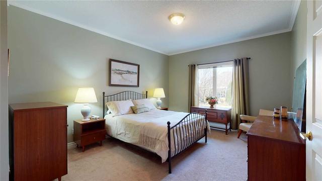 49 Candlelight Crt, House detached with 2 bedrooms, 3 bathrooms and 3 parking in Scugog ON | Image 19