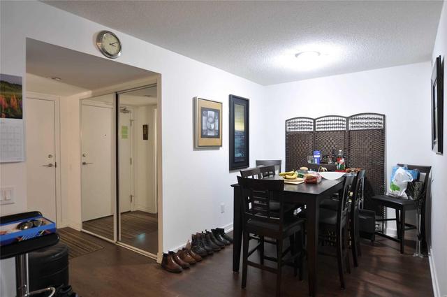1512 - 121 Mcmahon Dr, Condo with 1 bedrooms, 1 bathrooms and 1 parking in Toronto ON | Image 9