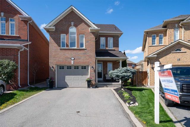 27 Kayla Cres, House detached with 3 bedrooms, 4 bathrooms and 5 parking in Vaughan ON | Image 23