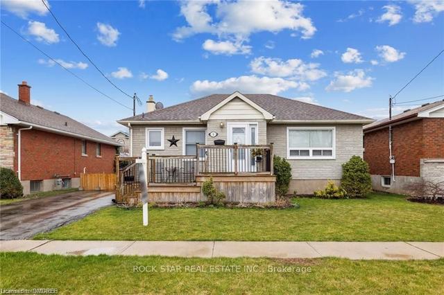 6 Battersea Ave, House detached with 3 bedrooms, 2 bathrooms and 5 parking in St. Catharines ON | Image 12