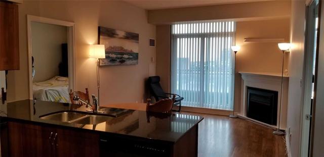 lph 10 - 410 Queens Quay West Blvd, Condo with 2 bedrooms, 2 bathrooms and 0 parking in Toronto ON | Image 5