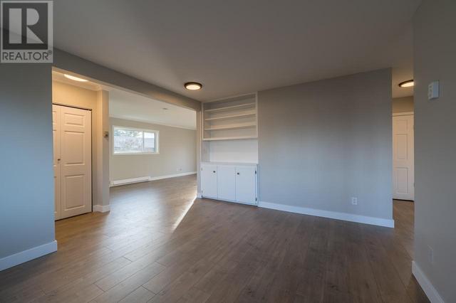 647/649 Reemon Drive, House detached with 6 bedrooms, 4 bathrooms and null parking in Kamloops BC | Image 4