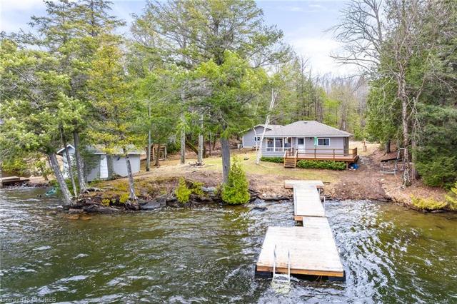 45 Anhinga Lane Lane, House detached with 3 bedrooms, 1 bathrooms and 8 parking in North Kawartha ON | Image 1