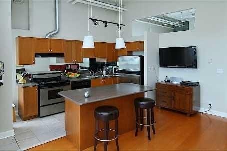 uph14 - 700 King St W, Condo with 2 bedrooms, 2 bathrooms and 1 parking in Toronto ON | Image 4