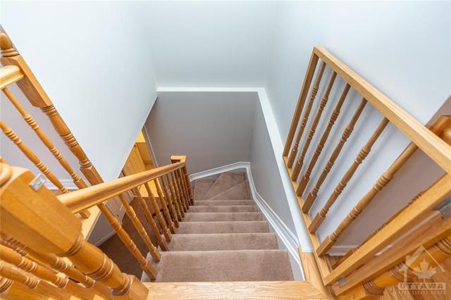 35 Village Walk Private, Townhouse with 3 bedrooms, 3 bathrooms and 2 parking in Ottawa ON | Image 12