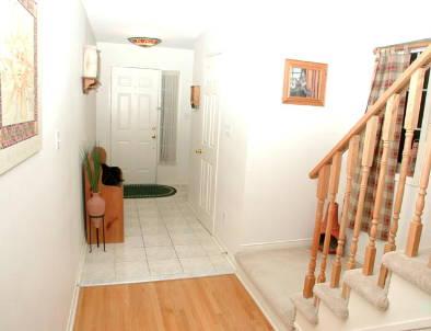 20 - 35 Malta Ave, Townhouse with 3 bedrooms, 3 bathrooms and 2 parking in Brampton ON | Image 2