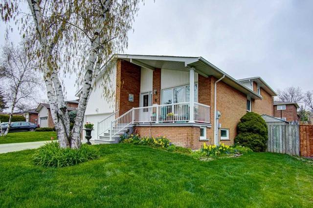 2405 Benedet Dr, House detached with 3 bedrooms, 4 bathrooms and 4 parking in Mississauga ON | Image 22