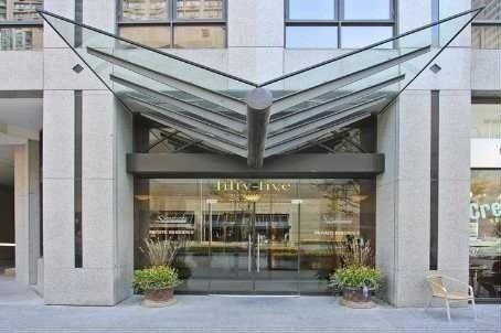 Lph05 - 55 Bloor St E, Condo with 2 bedrooms, 2 bathrooms and 1 parking in Toronto ON | Image 1