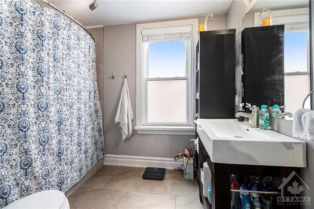 57 Louisa Street, Townhouse with 2 bedrooms, 1 bathrooms and 1 parking in Ottawa ON | Image 27