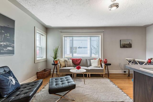 9 - 330 19 Avenue Sw, Condo with 2 bedrooms, 1 bathrooms and null parking in Calgary AB | Image 3