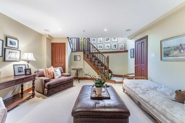 98 Blythwood Rd, House detached with 8 bedrooms, 5 bathrooms and 6 parking in Toronto ON | Image 18