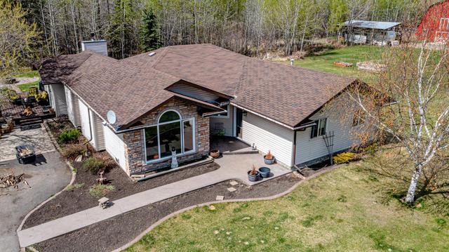 2816 111 Street, House detached with 4 bedrooms, 2 bathrooms and 10 parking in Grande Prairie County No. 1 AB | Image 2