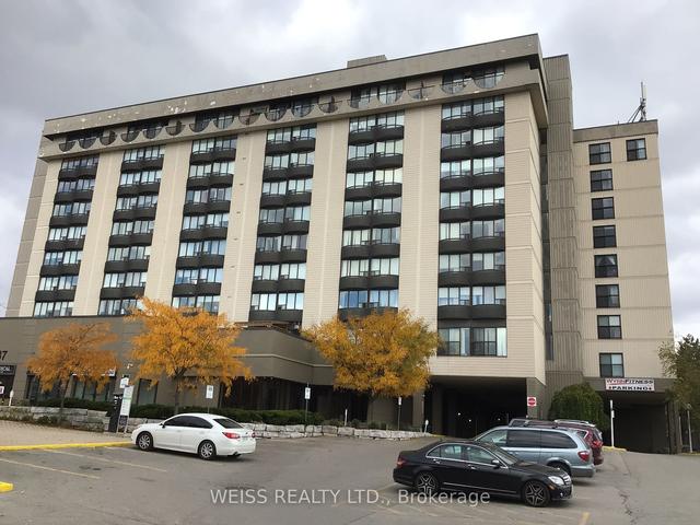 402 - 2737 Keele St, Condo with 2 bedrooms, 2 bathrooms and 1 parking in Toronto ON | Image 3