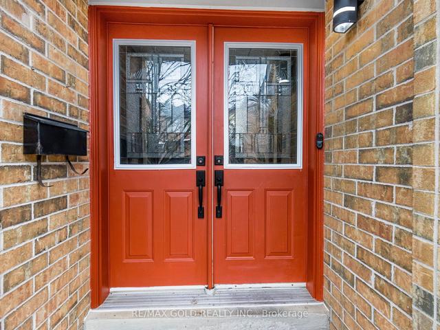 124 Kenwood Dr, Townhouse with 3 bedrooms, 3 bathrooms and 2 parking in Brampton ON | Image 12