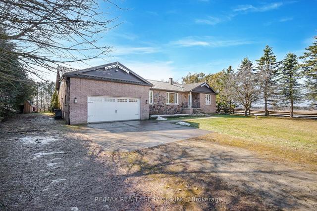 733036 Southgate 73 Sdrd, House detached with 3 bedrooms, 3 bathrooms and 11 parking in Grey Highlands ON | Image 12