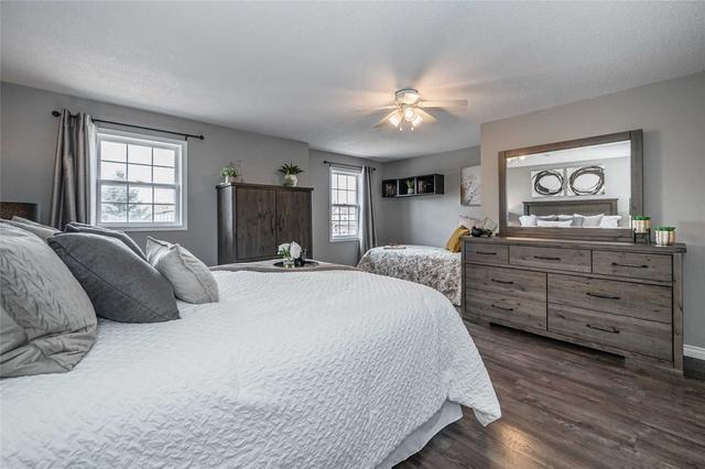 37 - 400 Wilson Ave, Townhouse with 3 bedrooms, 3 bathrooms and 2 parking in Kitchener ON | Image 5