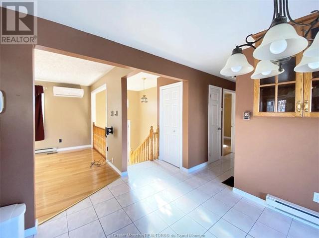 3235 Main St, House detached with 2 bedrooms, 2 bathrooms and null parking in Salisbury NB | Image 3