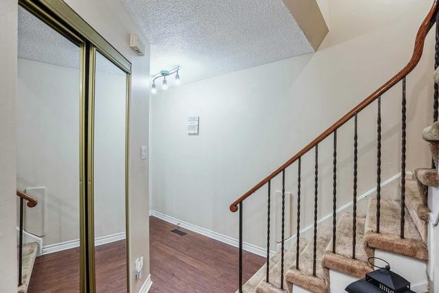 69 - 405 Hyacinthe Blvd N, Townhouse with 3 bedrooms, 2 bathrooms and 2 parking in Mississauga ON | Image 36