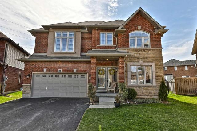 24 Sundance Cres, House detached with 4 bedrooms, 4 bathrooms and 4 parking in Hamilton ON | Image 1