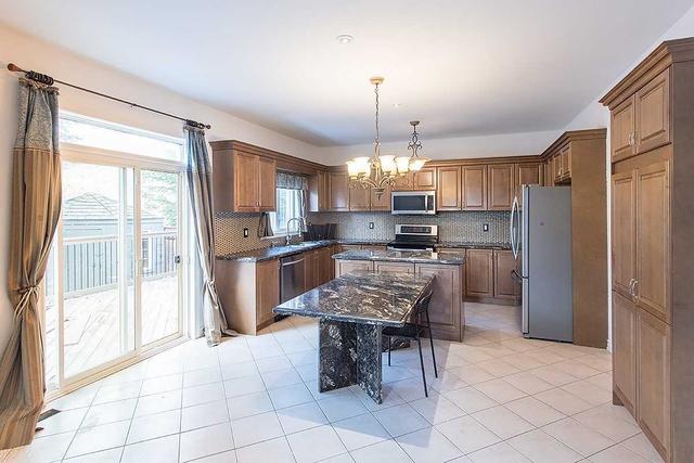 upper - 221 Tonner Cres, House detached with 4 bedrooms, 4 bathrooms and 3 parking in Aurora ON | Image 33