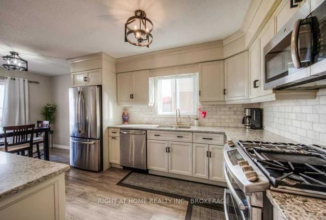 171 Clair Rd W, House detached with 3 bedrooms, 4 bathrooms and 4 parking in Guelph ON | Image 5