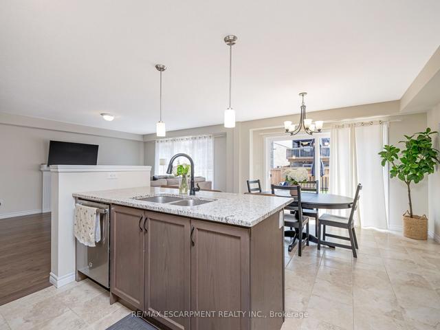 109 Gagnon Pl, House detached with 4 bedrooms, 3 bathrooms and 6 parking in Guelph/Eramosa ON | Image 14