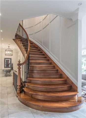 113 Mildenhall Rd, House detached with 5 bedrooms, 7 bathrooms and 10 parking in Toronto ON | Image 2