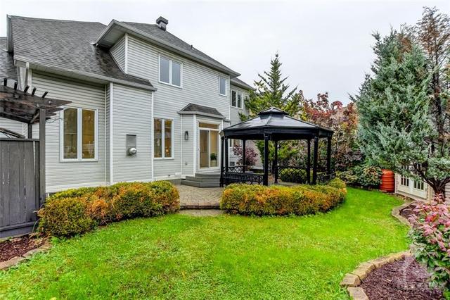 4 Crosspointe Avenue, House detached with 4 bedrooms, 4 bathrooms and 6 parking in Ottawa ON | Image 29