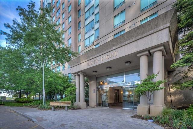 1128 - 68 Corporate Dr, Condo with 2 bedrooms, 2 bathrooms and 1 parking in Toronto ON | Image 1