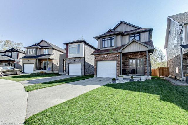 81 Yvonne Crescent, House detached with 5 bedrooms, 3 bathrooms and 2 parking in London ON | Image 1