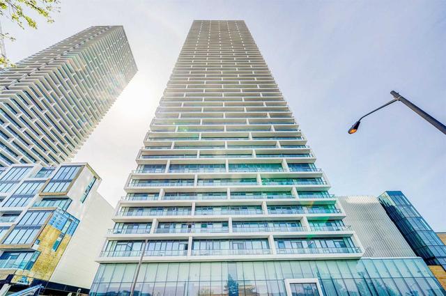 2102 - 898 Portage Pkwy, Condo with 3 bedrooms, 2 bathrooms and 1 parking in Vaughan ON | Card Image