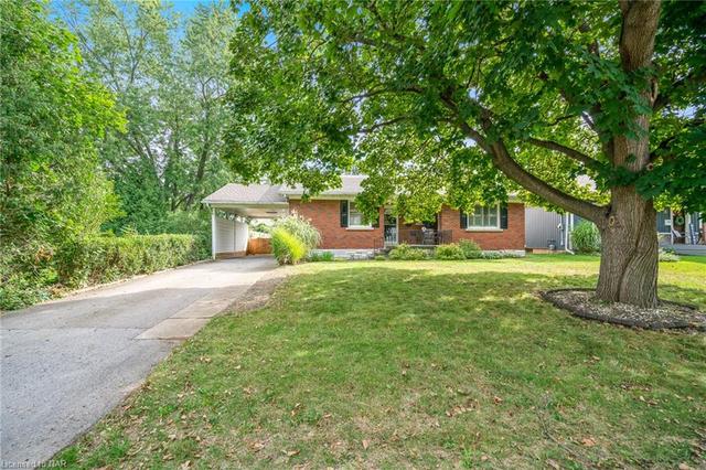 3 Marsten Drive, House detached with 4 bedrooms, 2 bathrooms and 6 parking in St. Catharines ON | Image 34