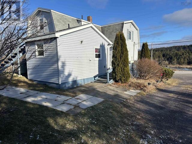 2028 Hwy 247, House detached with 3 bedrooms, 2 bathrooms and null parking in Richmond, Subd. B NS | Image 8