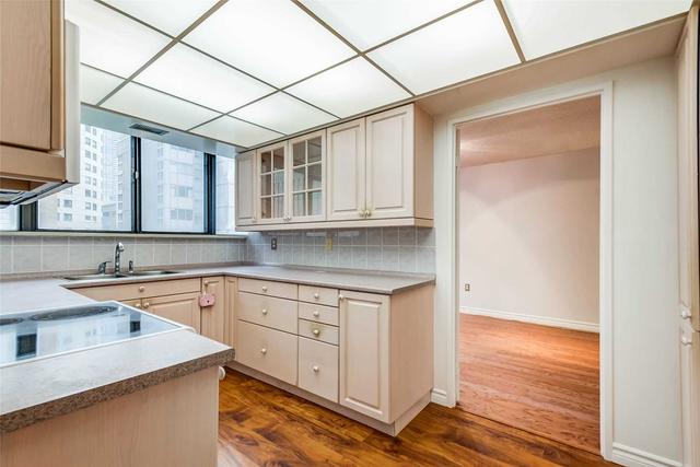 5a - 256 Jarvis St, Condo with 2 bedrooms, 2 bathrooms and 1 parking in Toronto ON | Image 2