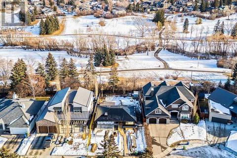 20 Cambridge Place Nw, House detached with 4 bedrooms, 1 bathrooms and 2 parking in Calgary AB | Card Image