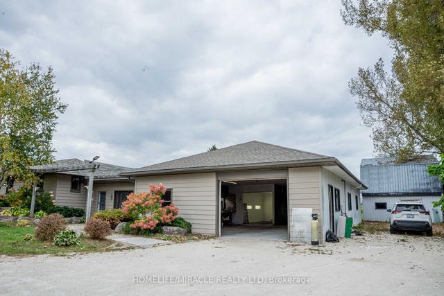 506047 Highway 89, House detached with 4 bedrooms, 3 bathrooms and 21 parking in Mulmur ON | Image 35