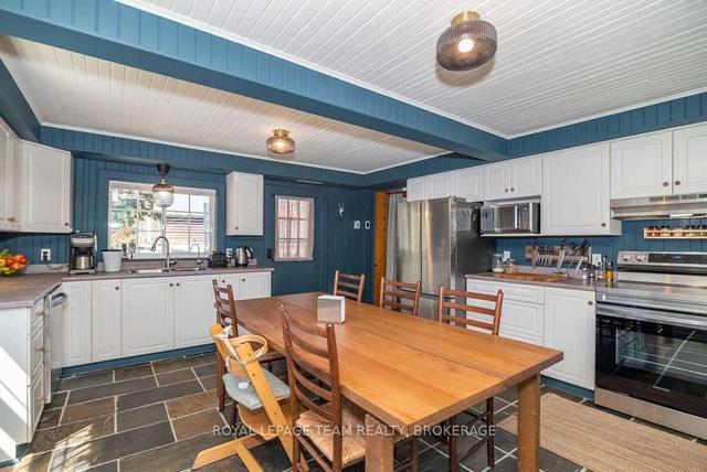 11629 Opeongo Rd, House detached with 4 bedrooms, 3 bathrooms and 11 parking in Madawaska Valley ON | Image 9