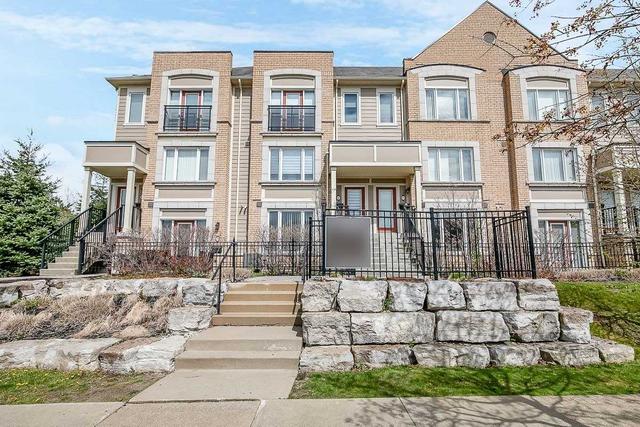 277 John West Way, Townhouse with 2 bedrooms, 3 bathrooms and 1 parking in Aurora ON | Image 1