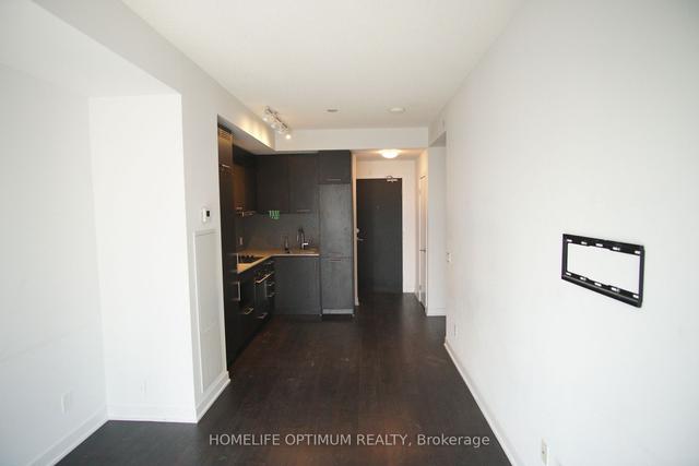 3516 - 87 Peter St, Condo with 1 bedrooms, 1 bathrooms and 0 parking in Toronto ON | Image 10
